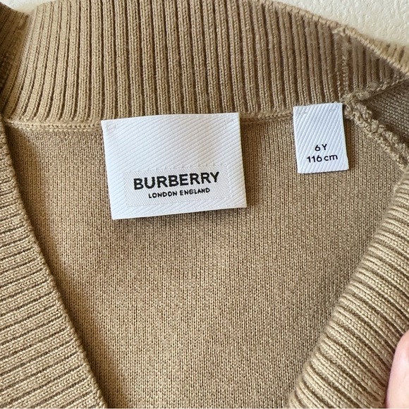 BURBERRY
Kids Beige Thomas Bear Cardigan 6Y - Picture 4 of 7
